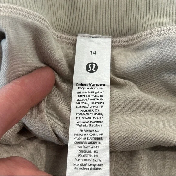 Lululemon Dance Studio Mid Rise Crop Pants - Picture 16 of 16